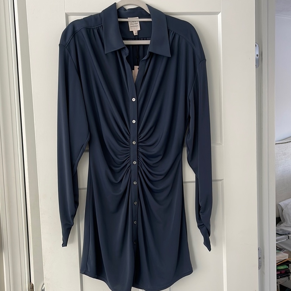 cinq a sept flattering stretchy dress size L